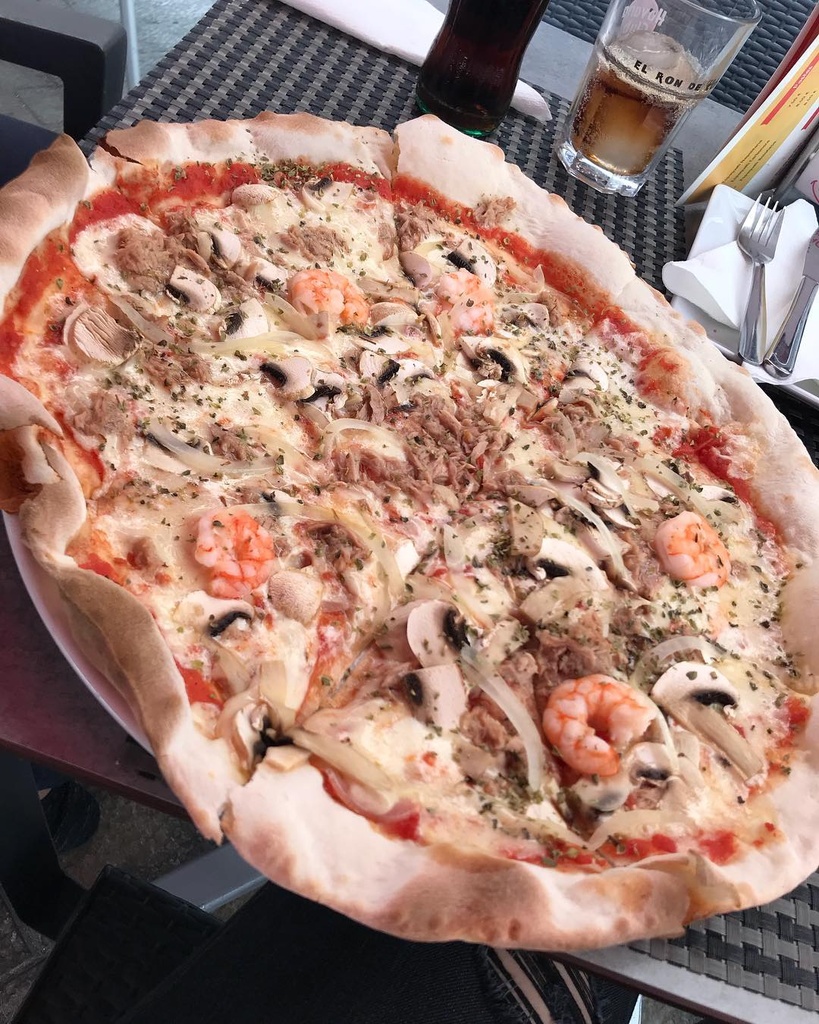 Pizzas